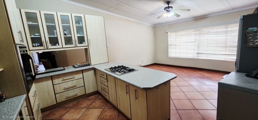 3 Bedroom Property for Sale in Kroonheuwel Free State